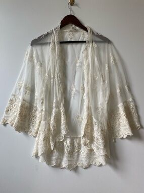 American Eagle Outfitters Ivory Lace Sheer Kimono Top XS-S